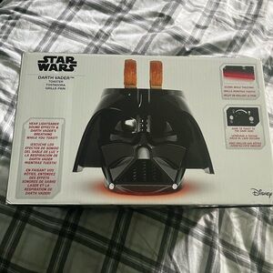 Darth Vader Toaster